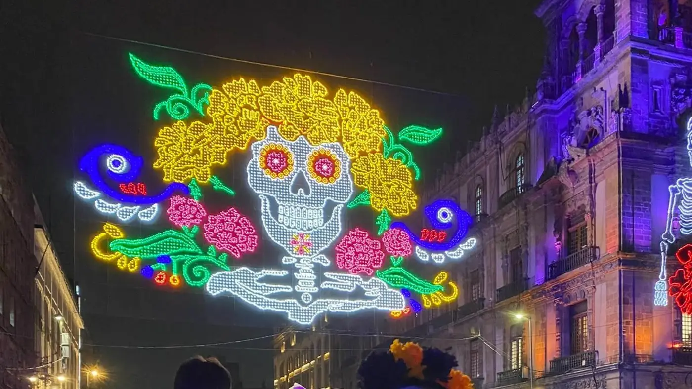 Desfile de Día de Muertos CDMX: Guía completa para vivirlo