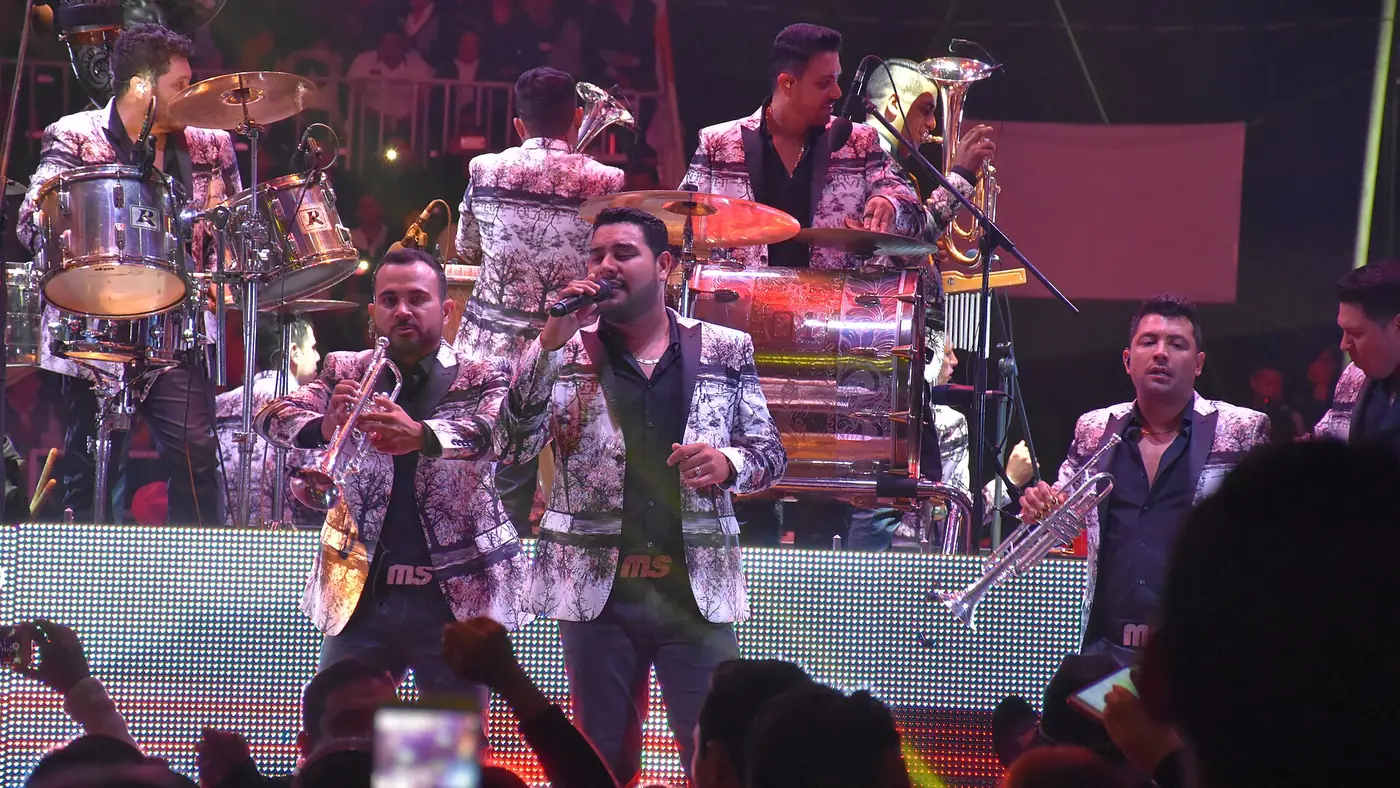 Grupo Firme: mejores canciones y concierto 2026
