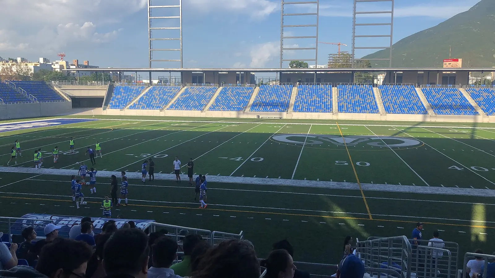 Estadio Borregos - portada