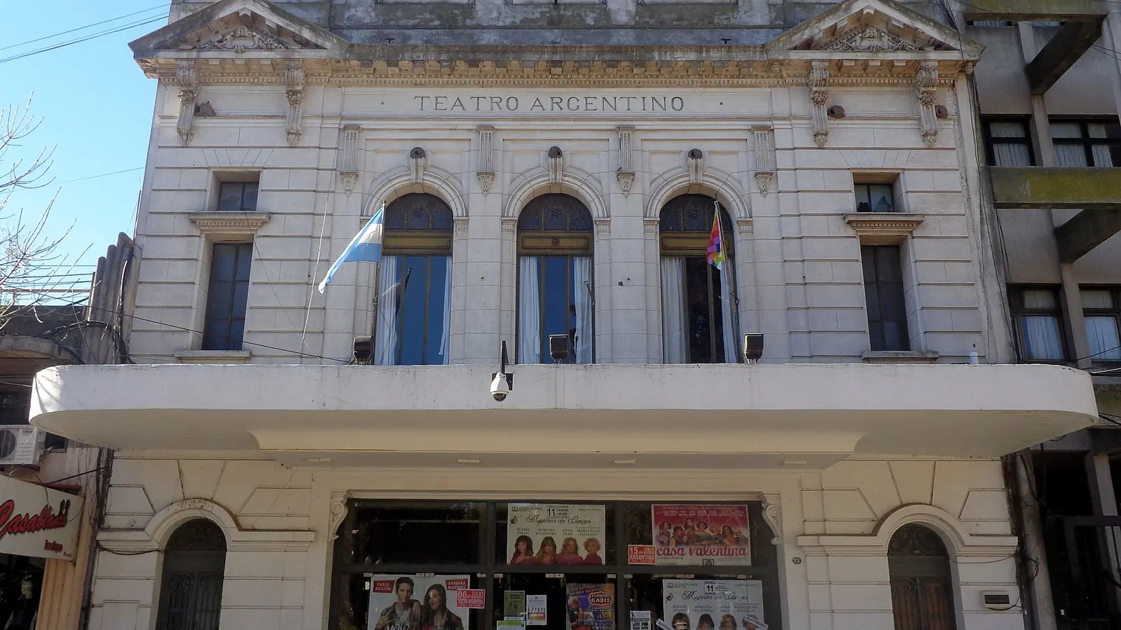 Teatro 11 de Julio - portada
